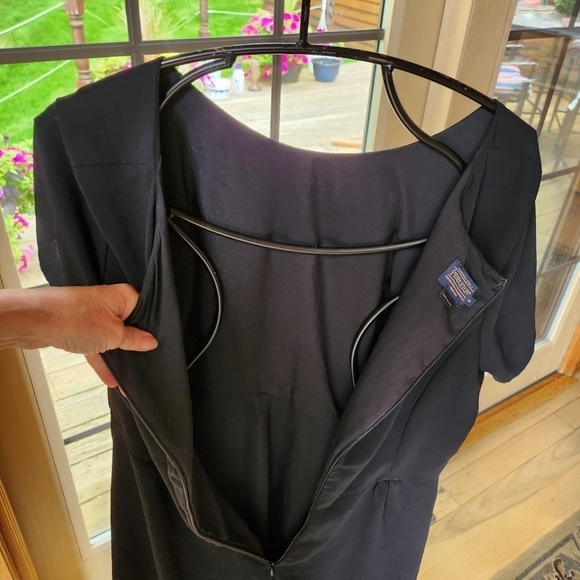 Pendleton Little Black Short Sleeve Sz. 18 Dress - Picture 3 of 11